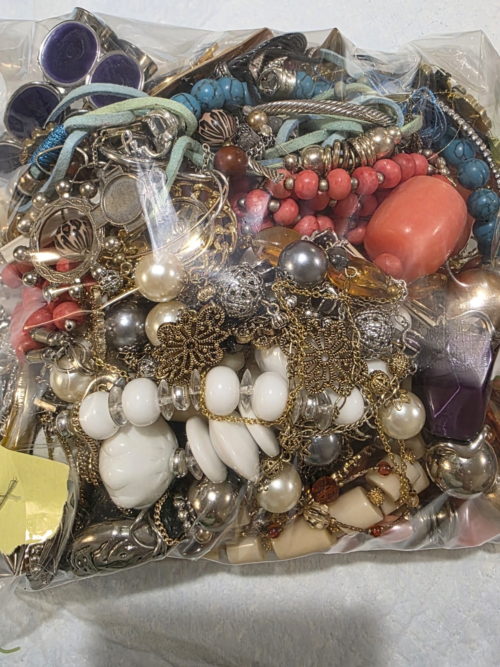Mixed Costume Fashion Jewelry Lot – Necklaces Bracelets Earrings – 4 LBS